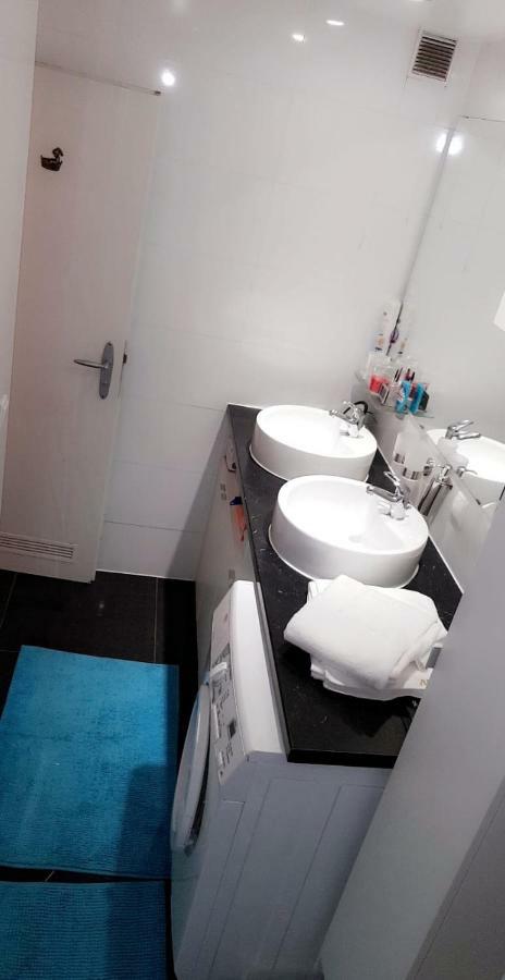 Sehr Schoene Drei Zimmer Deluex Wohnung In Sindelfingen Exteriér fotografie